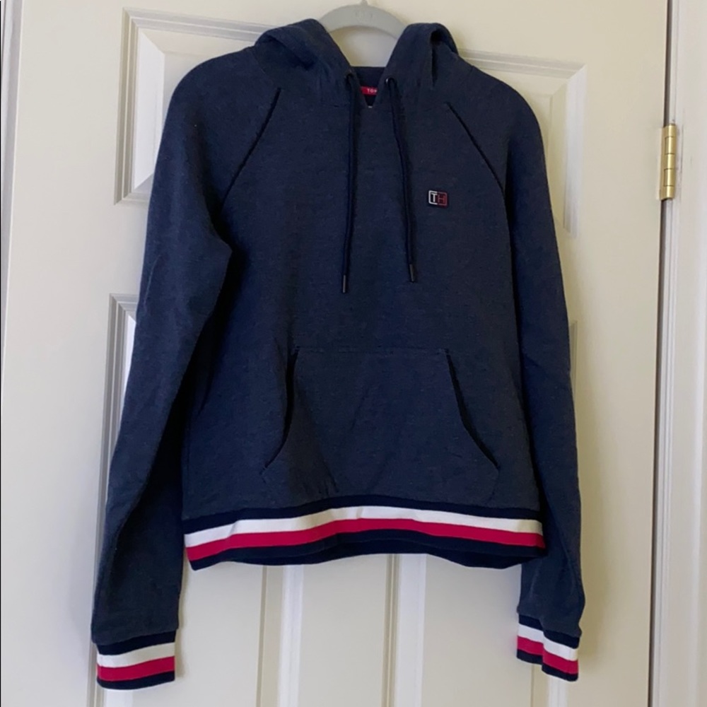 Blue Tommy Hilfiger Cropped Sweatshirt